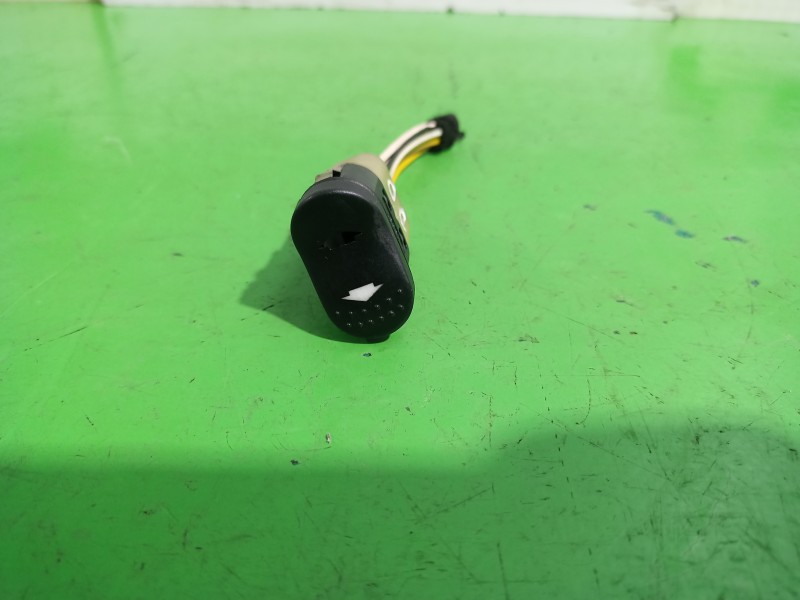 Recambio de mando elevalunas delantero derecho para ford focus berlina (cak) trend referencia OEM IAM 98AG14529CB  
