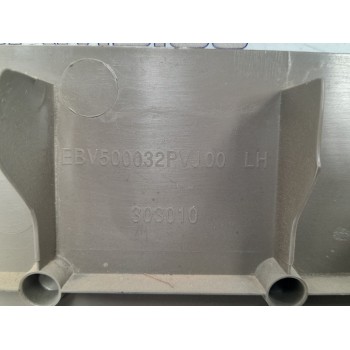 Recambio de moldura lateral para land rover discovery referencia OEM IAM EBV500032PVJ00  