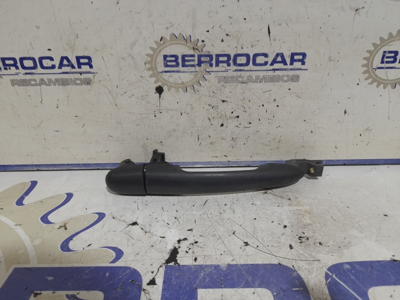 Recambio de maneta exterior delantera izquierda para renault kangoo referencia OEM IAM 8200497537  