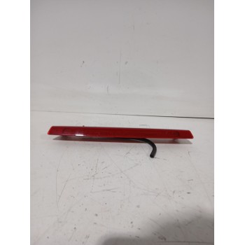 Recambio de piloto trasero central para ford puma (j2k, cf7) 1.0 ecoboost referencia OEM IAM H1BB13A613  