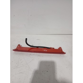 Recambio de piloto trasero central para ford puma (j2k, cf7) 1.0 ecoboost referencia OEM IAM H1BB13A613  