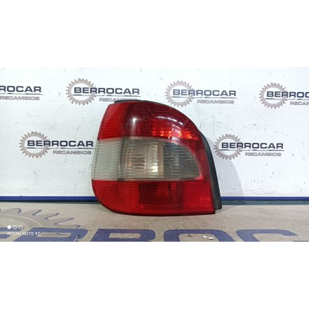 Recambio de piloto trasero izquierdo para renault laguna ii (bg0) referencia OEM IAM 8200002471  