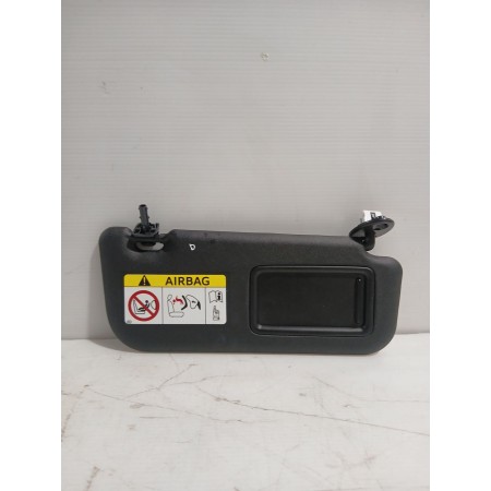 Recambio de parasol derecho para toyota yaris (_p21_, _pa1_, _ph1_) 1.5 hybrid (mxph11) referencia OEM IAM 74310K0100C0  