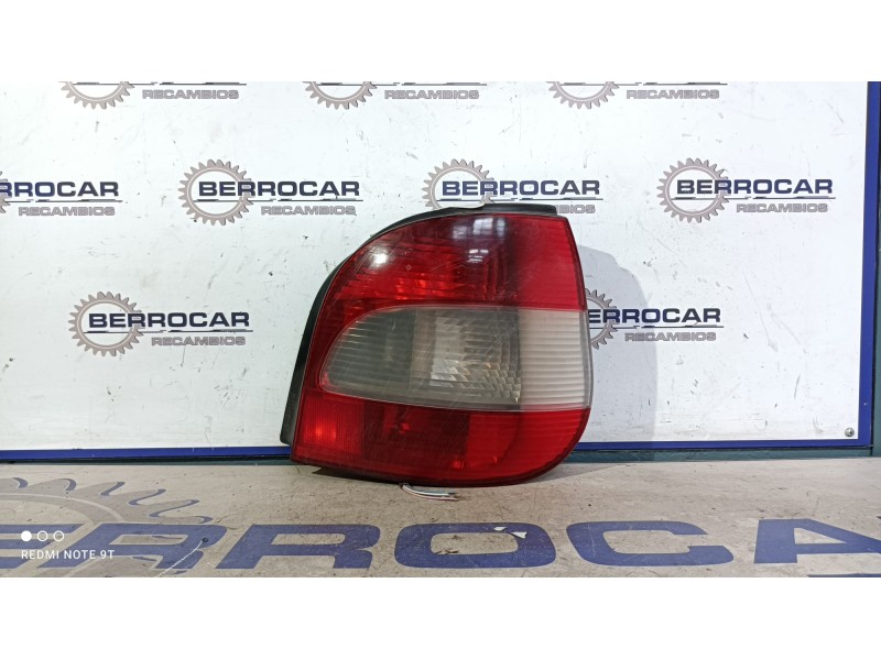 Recambio de piloto trasero derecho para renault laguna ii (bg0) referencia OEM IAM 8200002471  