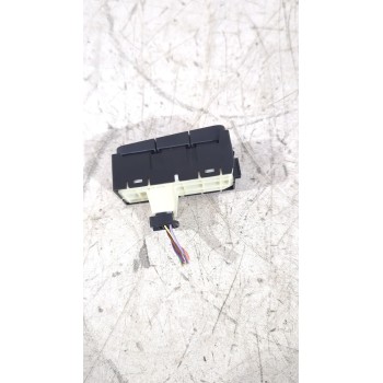 Recambio de interruptor para toyota yaris (_p21_, _pa1_, _ph1_) 1.5 hybrid (mxph11) referencia OEM IAM m81303  