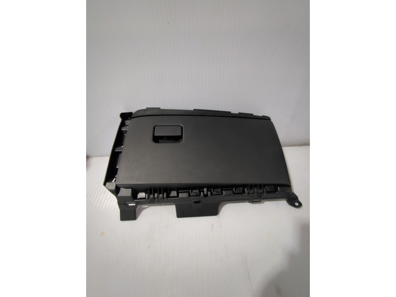 Recambio de guantera para toyota yaris (_p21_, _pa1_, _ph1_) 1.5 hybrid (mxph11) referencia OEM IAM 55552k0030  