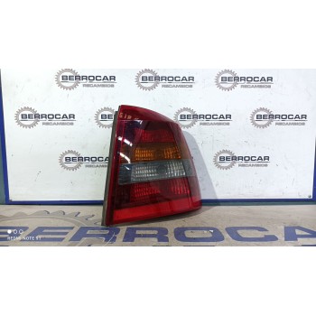 Recambio de piloto trasero derecho para opel astra g berlina referencia OEM IAM 9117403  