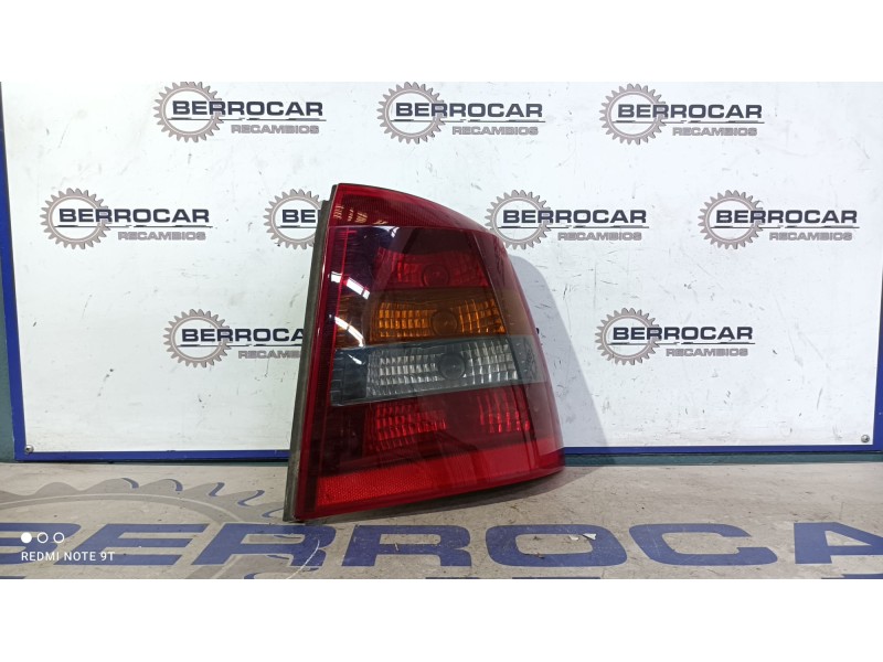 Recambio de piloto trasero derecho para opel astra g berlina referencia OEM IAM 9117403  