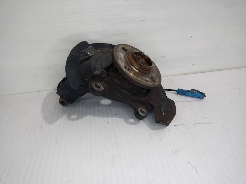 Recambio de mangueta delantera izquierda para mini mini (r56) cooper referencia OEM IAM 31216779795  