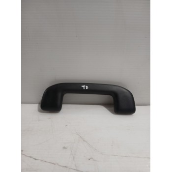 ASIDERO TECHO TRASERO DERECHO 7461012140C0 