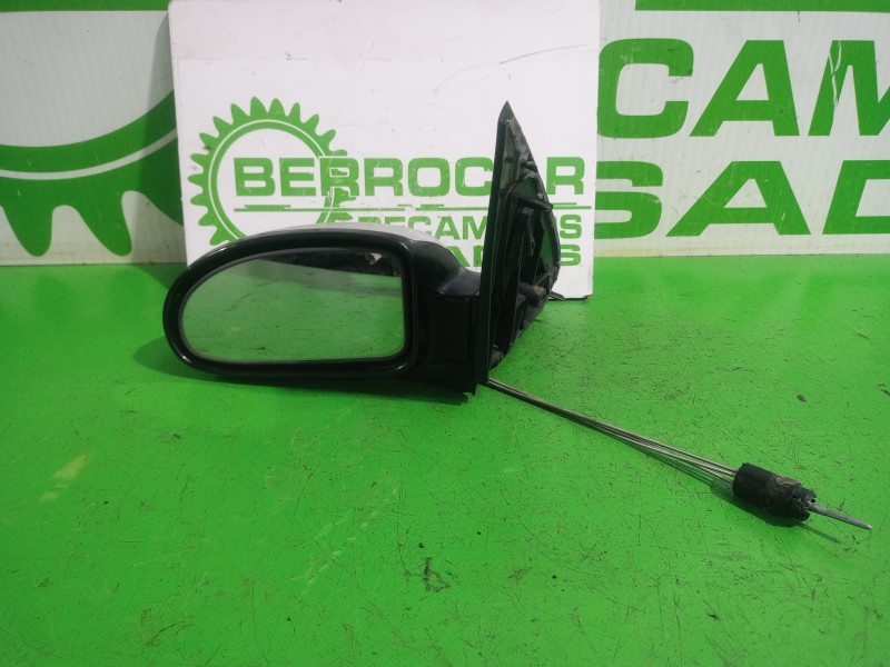 Recambio de retrovisor izquierdo. para ford focus berlina (cak) ambiente referencia OEM IAM 3004535LH  