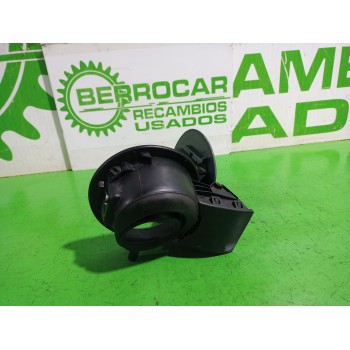 Recambio de tapa exterior combustible para citroën c4 grand picasso exclusive referencia OEM IAM 9685086780  