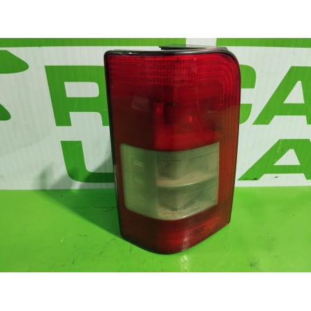 Recambio de piloto trasero izquierdo para peugeot partner (s1) 1.9 diesel referencia OEM IAM 9657977080  