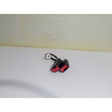 Recambio de enganche cinturon trasero central para volkswagen polo (6c1) advance bluemotion referencia OEM IAM 6R0857739QVZ  