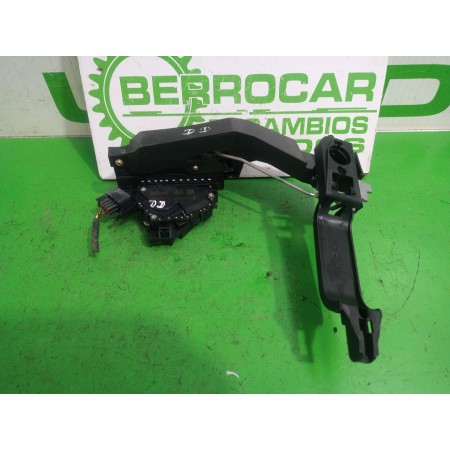 Recambio de cerradura puerta delantera derecha para ford focus berlina (cak) ambiente referencia OEM IAM 2S4AA21812GA  