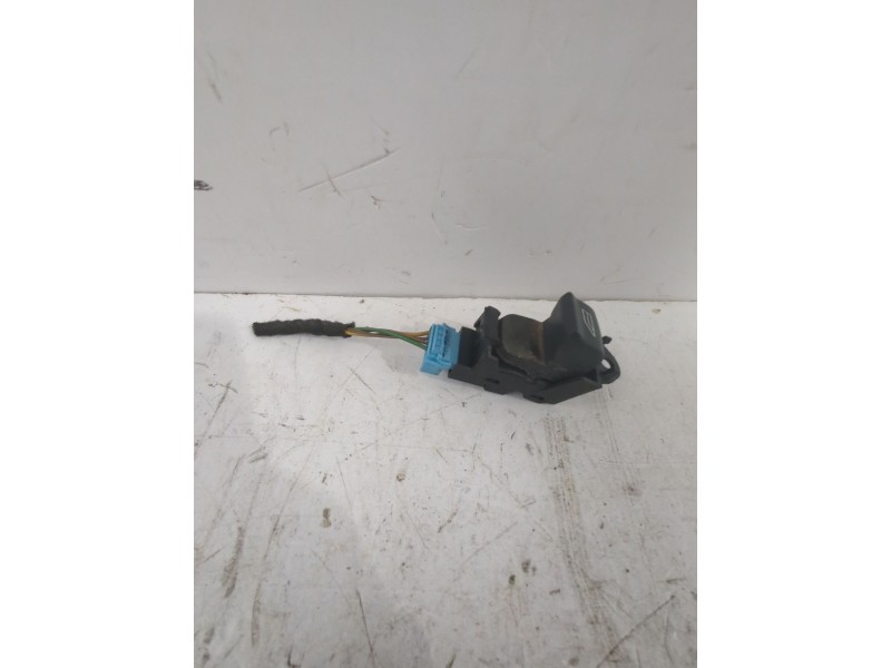 Recambio de mando elevalunas delantero derecho para land rover freelander 2 (l359) 2.2 td4 4x4 referencia OEM IAM LR086039  