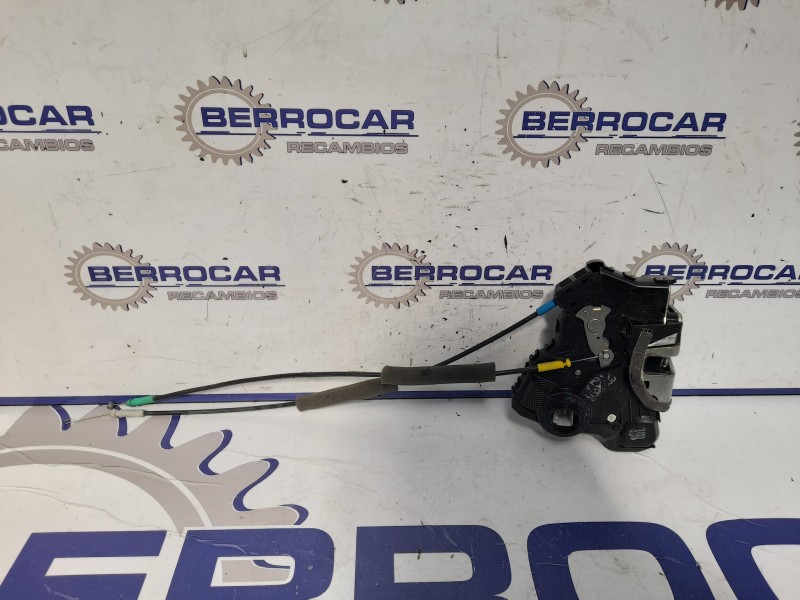 Recambio de cerraduras para toyota corolla (e12) 1.4 turbodiesel cat referencia OEM IAM 6904002151  