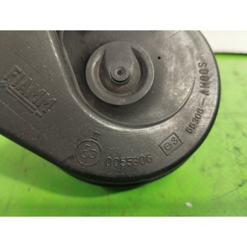 Recambio de claxon para ford focus berlina (cap) 1.6 16v cat referencia OEM IAM E30055306  