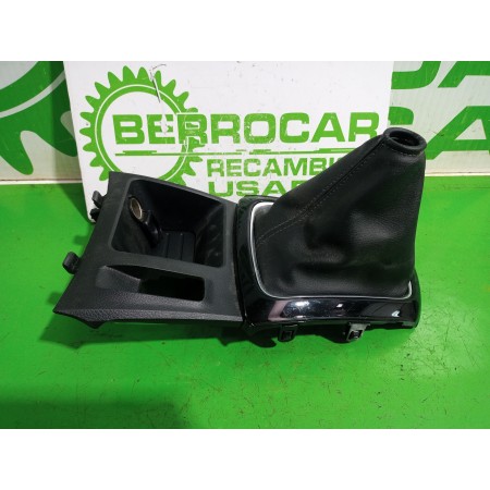 Recambio de guarnecidos palanca cambio para nissan qashqai (j11) acenta referencia OEM IAM 96935HV51A  