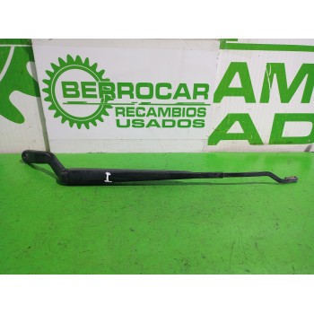 Recambio de brazo limpia delantero izquierdo para ford fiesta (cbk) ambiente referencia OEM IAM 2S6117526  