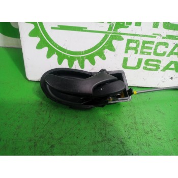 Recambio de maneta interior delantera derecha para ford focus berlina (cak) ambiente referencia OEM IAM 2M5VA22600AA  