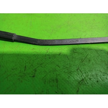 Recambio de brazo limpia delantero derecho para ford fiesta (cbk) ambiente referencia OEM IAM 2S6117526BB  