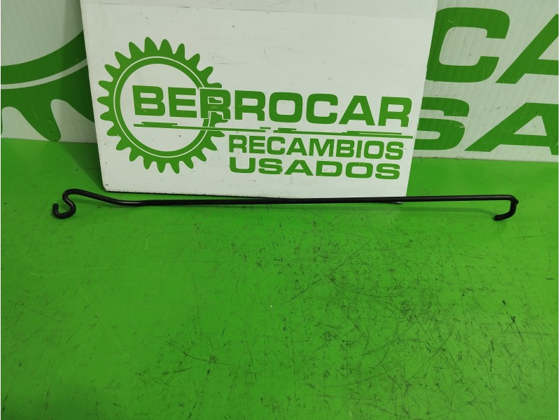 Recambio de soporte varilla capot para ford focus berlina (cap) 1.6 16v cat referencia OEM IAM 1317310  