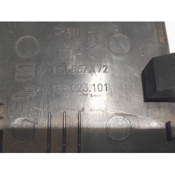 Recambio de moldura lateral para seat leon (1p1) referencia OEM IAM 1P1867172  