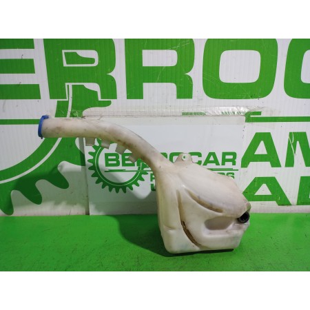 Recambio de deposito limpia para ford fiesta (cbk) ambiente referencia OEM IAM 2S6117618  