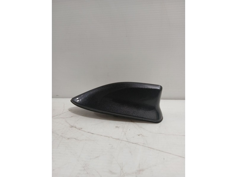 Recambio de antena para toyota yaris (_p21_, _pa1_, _ph1_) 1.5 hybrid (mxph11) referencia OEM IAM 867600D010  