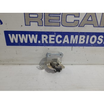 BLOQUEO RESPALDO ASIENTO A2129200572 