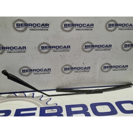 Recambio de brazo limpia trasero para opel insignia berlina 2.0 16v cdti referencia OEM IAM 13227421  