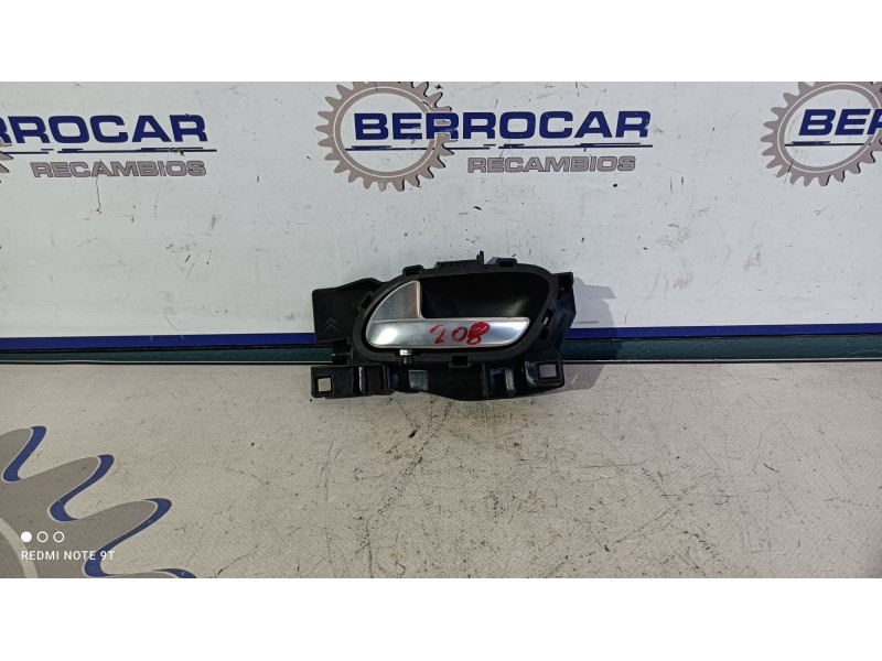 Recambio de maneta interior delantera izquierda para peugeot 208 1.6 blue-hdi fap referencia OEM IAM 303966  