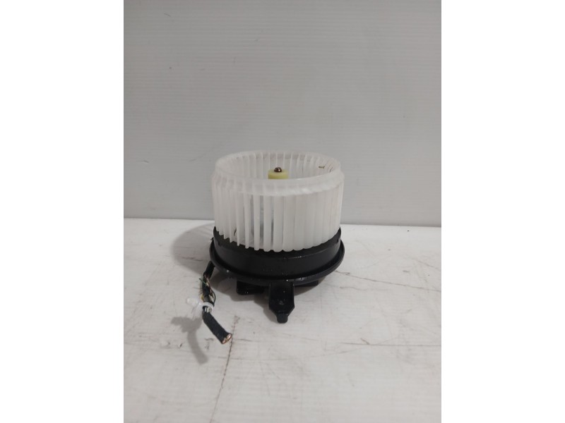 Recambio de motor calefaccion para toyota yaris (_p21_, _pa1_, _ph1_) 1.5 hybrid (mxph11) referencia OEM IAM 87103K0020  