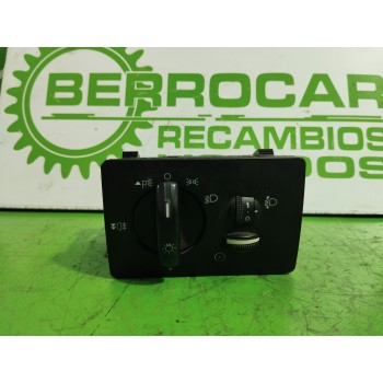 Recambio de mando luces para ford focus berlina (cap) 1.6 16v cat referencia OEM IAM 4M5T13A024AA  
