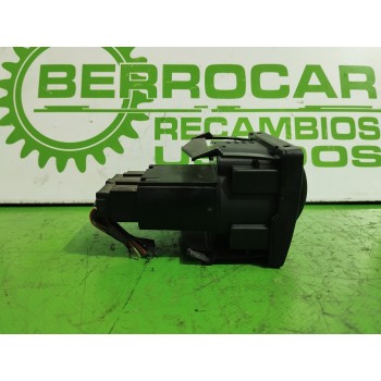 Recambio de mando luces para ford focus berlina (cap) 1.6 16v cat referencia OEM IAM 4M5T13A024AA  