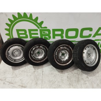 JUEGO LLANTAS 2140700 