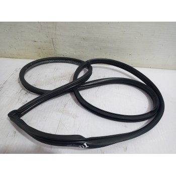 GOMA CONTORNO 821302Y000 