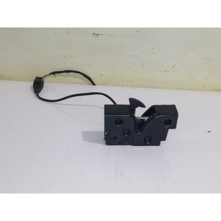Recambio de cerradura capo para volkswagen polo (6c1) advance bluemotion referencia OEM IAM 6C1823509  
