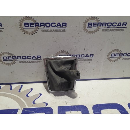 Recambio de guarnecidos palanca cambio para toyota yaris (ncp1/nlp1/scp1) 1.0 cat referencia OEM IAM 58842  