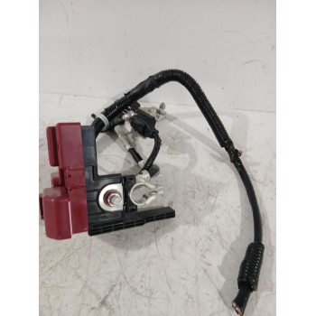 Recambio de borna postiva para toyota yaris (_p21_, _pa1_, _ph1_) 1.5 hybrid (mxph11) referencia OEM IAM 9098205053 / 28850k0020