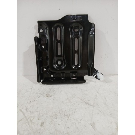 Recambio de soporte bateria para toyota yaris (_p21_, _pa1_, _ph1_) 1.5 hybrid (mxph11) referencia OEM IAM 74403K0010  