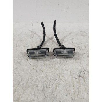 Recambio de piloto matricula para toyota yaris (_p21_, _pa1_, _ph1_) 1.5 hybrid (mxph11) referencia OEM IAM 812700D120  