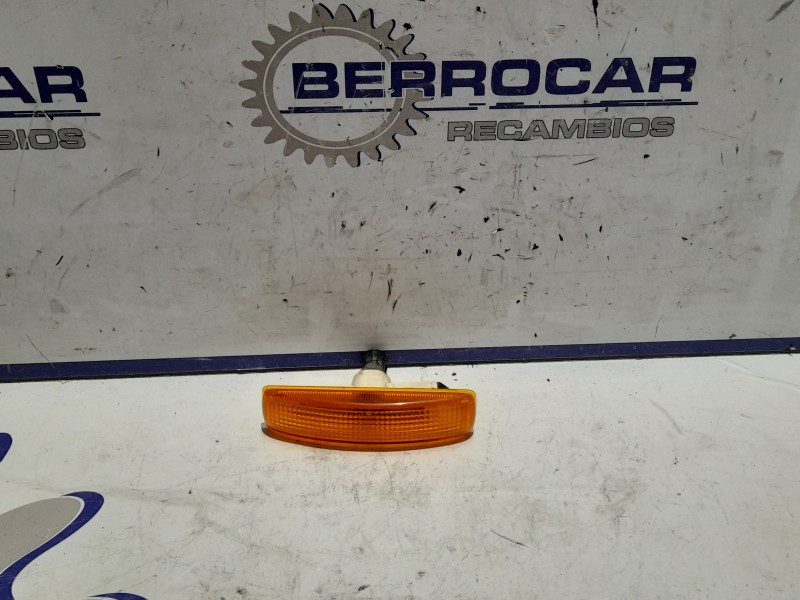 Recambio de pilotos laterales para land rover discovery referencia OEM IAM 5H2213K309A  