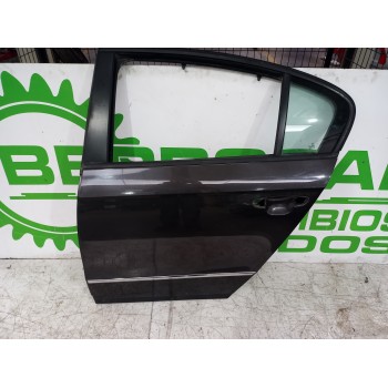 Recambio de puerta trasera izquierda para volkswagen passat berlina (3c2) 2.0 tdi referencia OEM IAM 3C5833311  