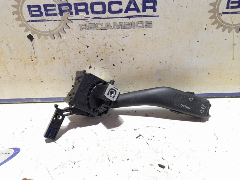 Recambio de mando limpia para volkswagen caddy ka/kb (2k) 1.9 tdi referencia OEM IAM 1K0953519  