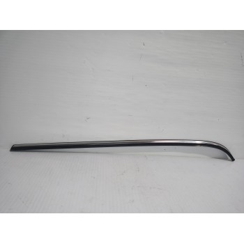 Recambio de moldura derecha para mini mini (r56) cooper referencia OEM IAM 51372756102  