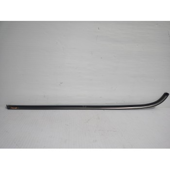 Recambio de moldura derecha para mini mini (r56) cooper referencia OEM IAM 51372756102  