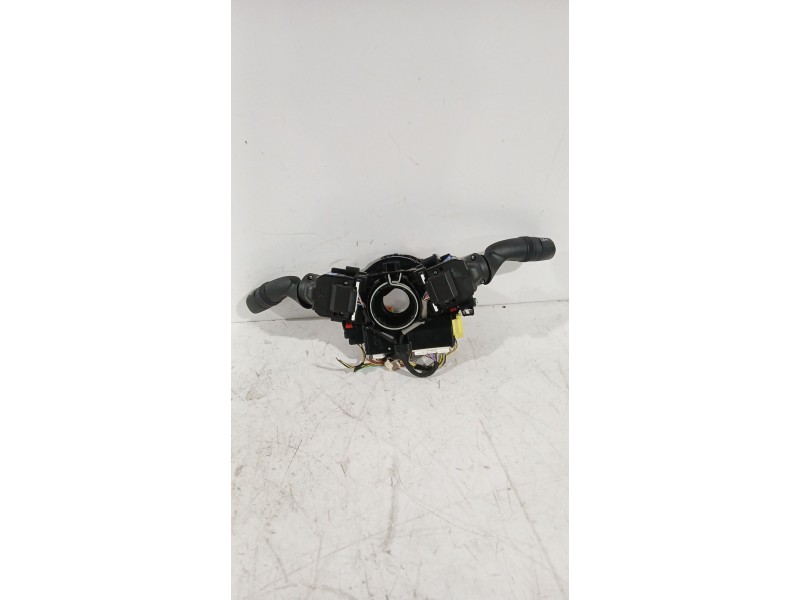 Recambio de mando multifuncion para toyota yaris (_p21_, _pa1_, _ph1_) 1.5 hybrid (mxph11) referencia OEM IAM 89245k0020  