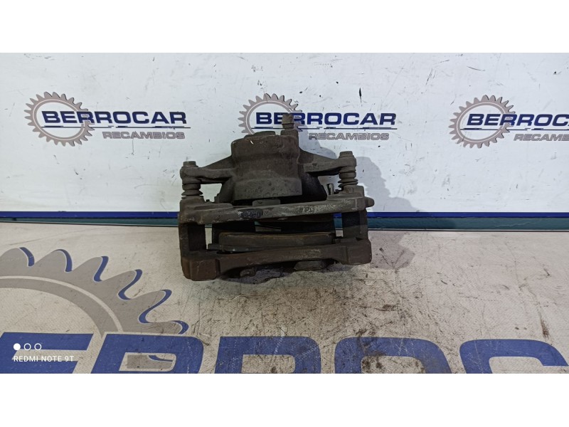 Recambio de pinza de freno delantera derecha para toyota avensis berlina (t25) 1.8 16v cat referencia OEM IAM 4773005050  
